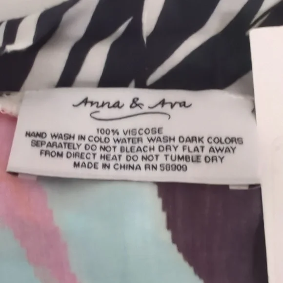 NWT Anna & Ava Abstract Long Kimono One Size - Picture 7 of 7